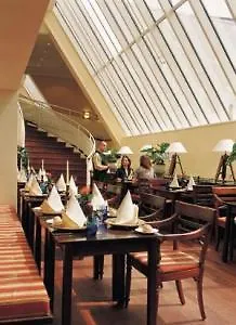 Nh Noord Hotell 4*